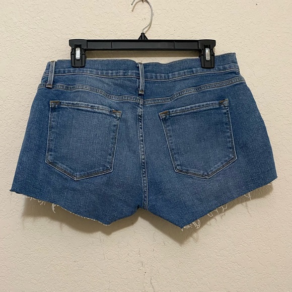 NWT Frame Shorts - Picture 10 of 11